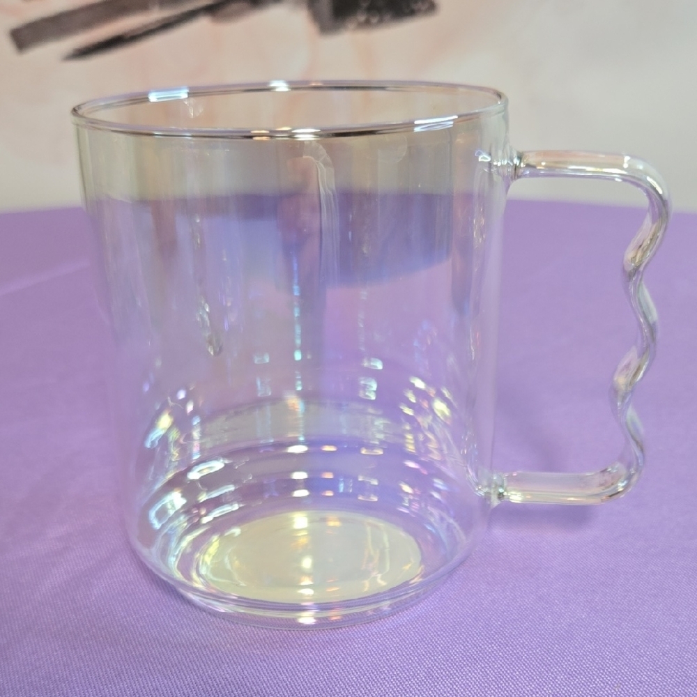 2 Room Essentials Transparent Glass Mugs with Curved Handles - Picture 2 of 4
